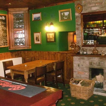 Cresswell Arms אורחן