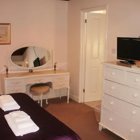 宾馆 Cresswell Arms 马尔顿