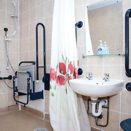 宾馆 Cresswell Arms 马尔顿